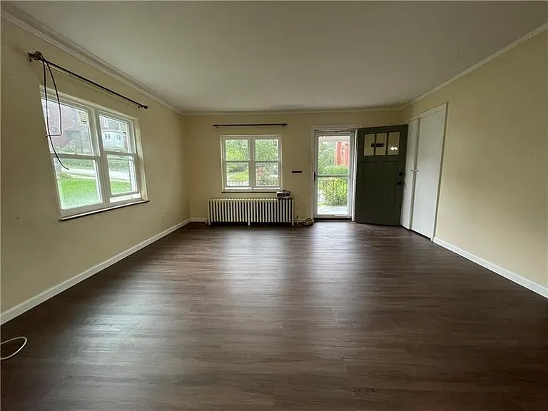 362 Questend Ave — Photo 4