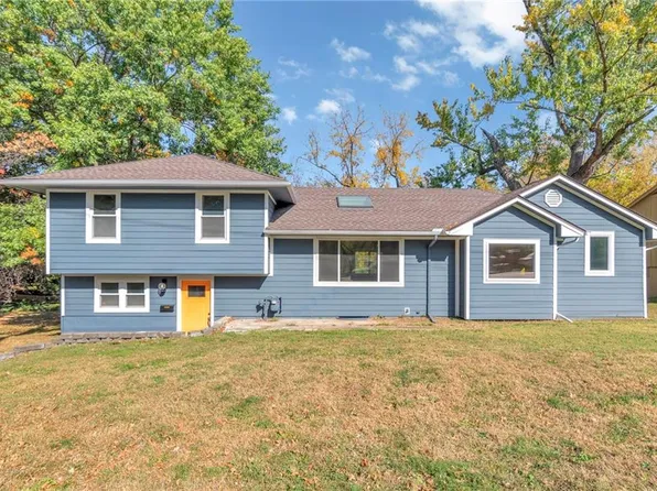 12204 E 35th St, Independence, MO 64052
