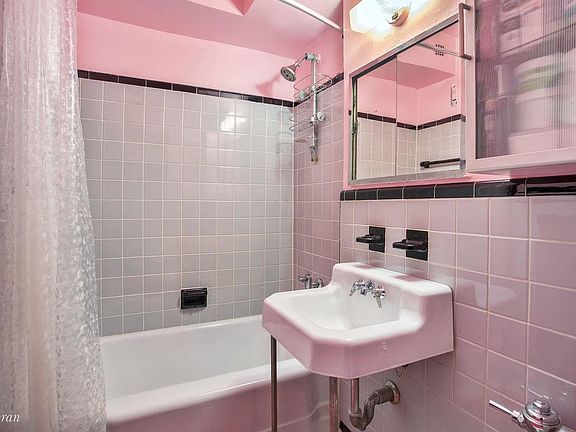 4th image of 310 E 49th St APT 6E
