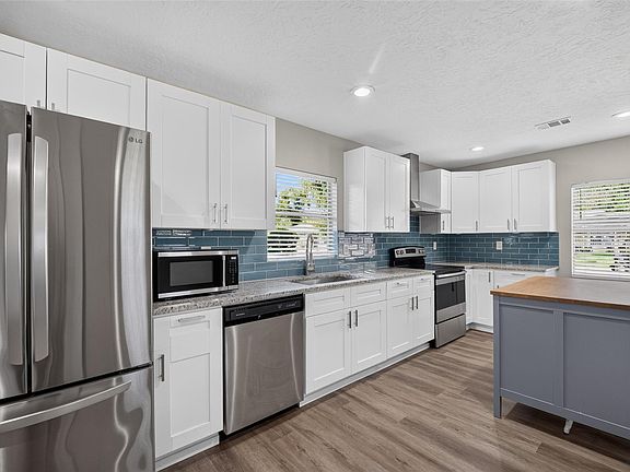 5th image of 5217 Pomander Rd