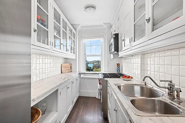 Rented by Corcoran | media 18