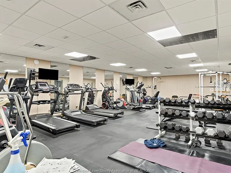 380 Pelissier St #1302 — Photo 27