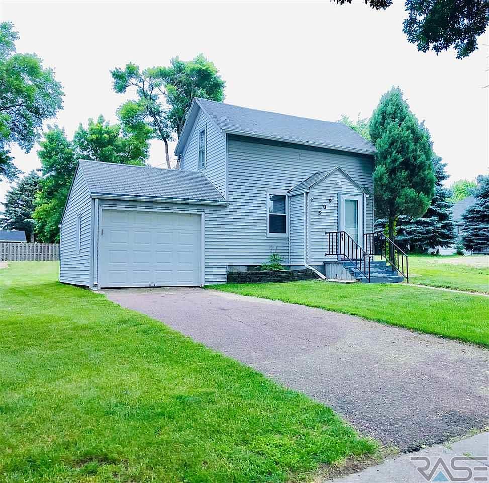 309 NE 3rd St, Colman, SD 57017 Zillow