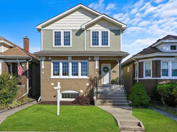 7808 W Sunset Dr, Elmwood Park, IL 60707