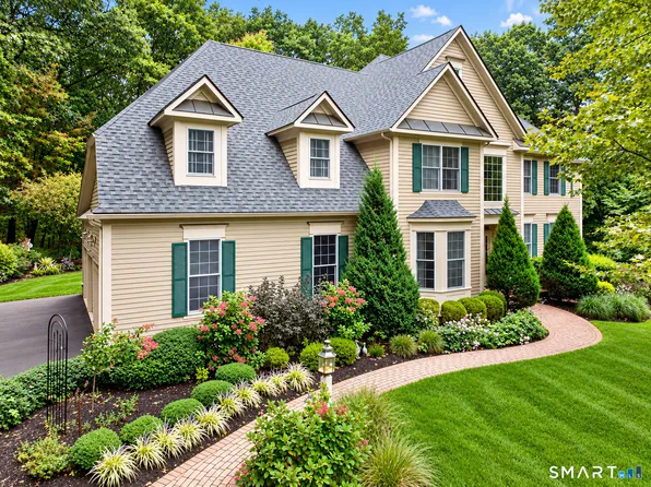 15 Queens Peak, Canton, CT 06019