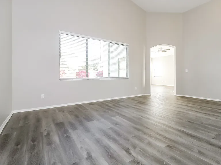 17912 W Port Au Prince Ln — Photo 8