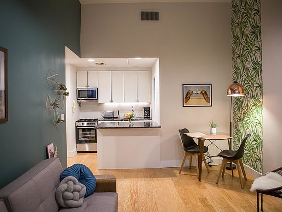 4th image of 421 E 50th St APT 2R