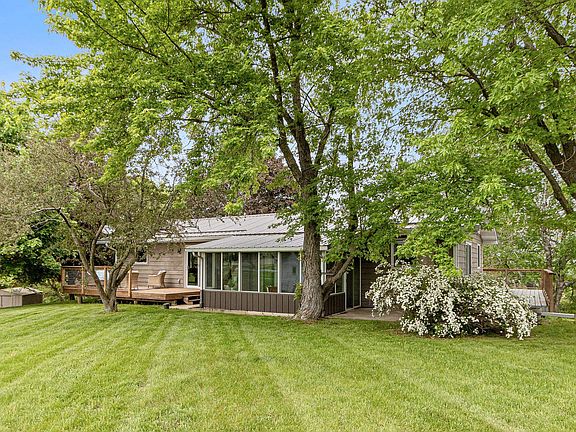 4th image of 3628 Halverson Rd