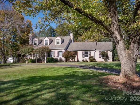 82 Clarendon Rd, Asheville, NC 28806