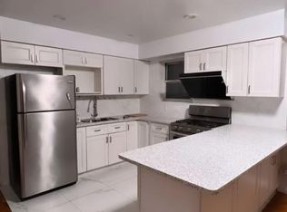 13032 60th Ave, Flushing, NY 11355