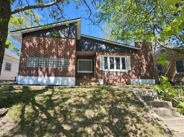 718 Houchin St, Jefferson City, MO 65101