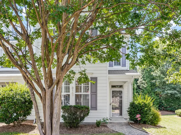 3147 Rapid Falls Rd, Cary, NC 27519