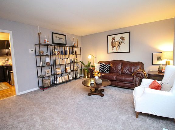 4th image of 501 W Haven Ave