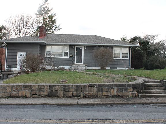 2nd image of 131 Westwood Dr