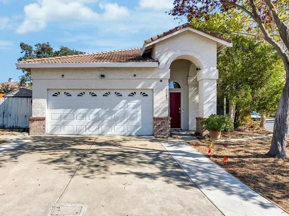 6288 Di Lusso Dr, Elk Grove, CA 95758