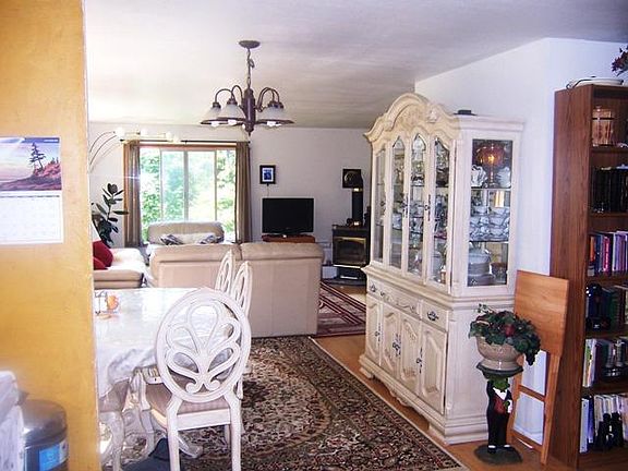 Very nice living room in both units.