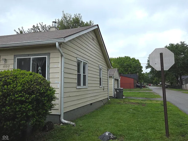 1502 W 23rd St — Photo 3