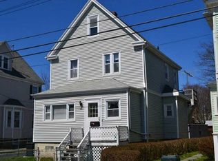 34 Vernon Ave, Middletown, RI 02840