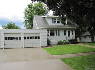 419 4th St E, Jasper, MN 56144