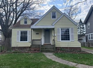 3834 W 160th St, Cleveland, OH 44111