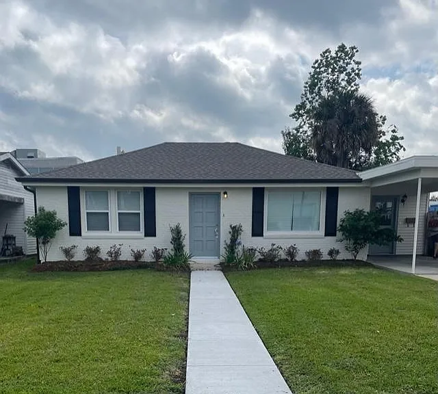 713 Brockenbraugh Ct — Photo 1