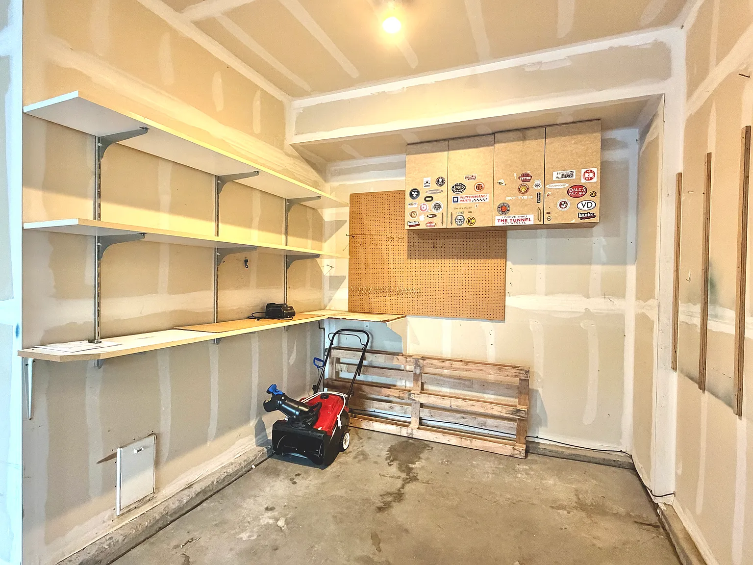8113 Miller Dr — Photo 4