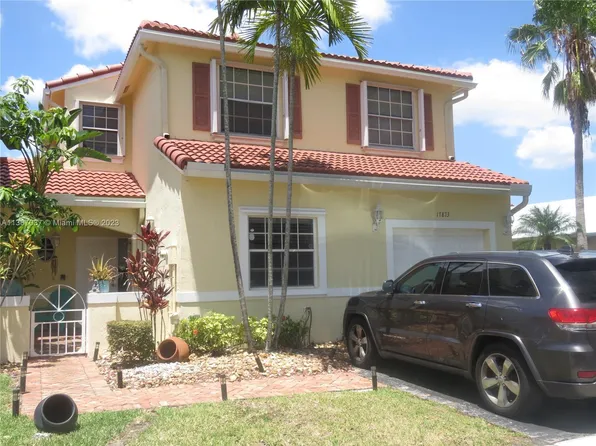17873 SW 11th St, Pembroke Pines, FL 33029