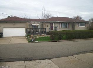 3121 Maple Ave NE, Canton, OH