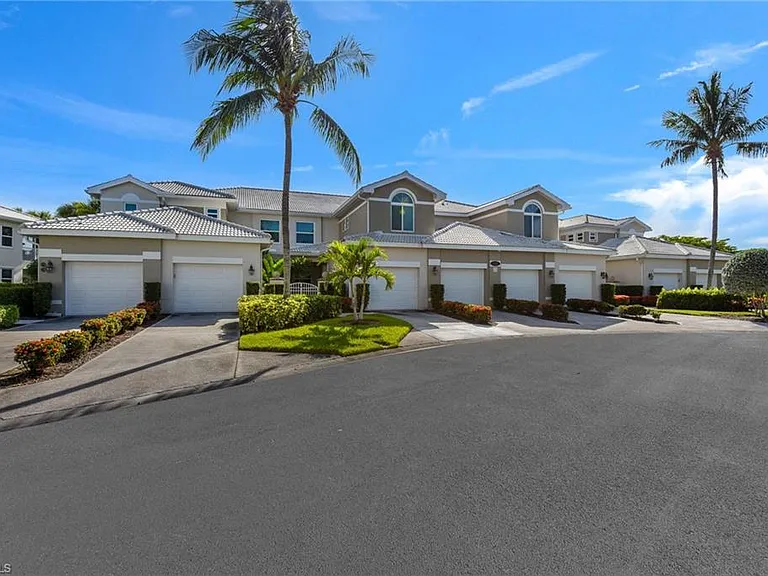 4650 Hawks Nest Way #M-202 — Photo 26