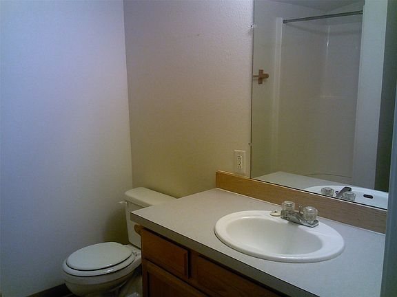 3rd image of 1819 Cooper St