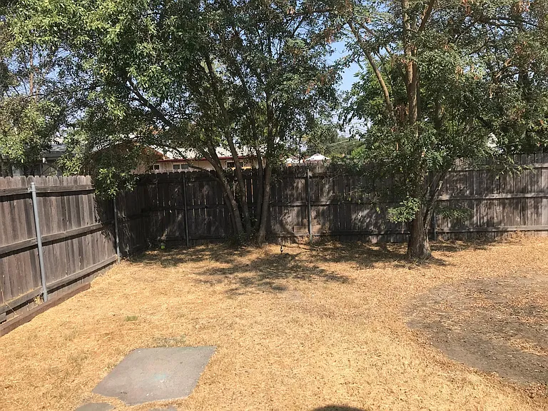 1309 Grand Ave — Photo 15