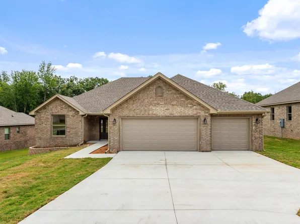 2712 E Maryland Ave, Sherwood, AR 72120