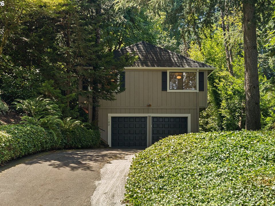 1st image of 1180 Oxford Dr