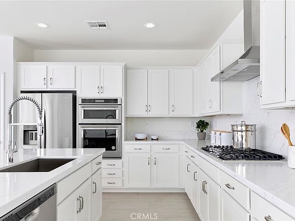 3rd image of 745 Spyglass Ct