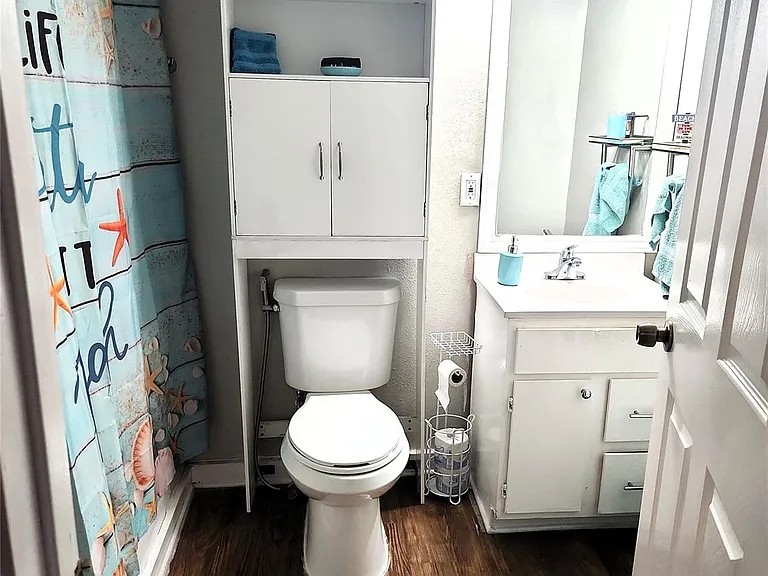 2605 Avenue Q — Photo 13