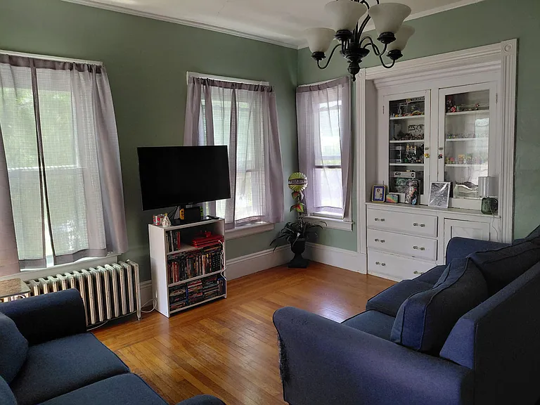 583 Pontiac Ave #2 — Photo 2