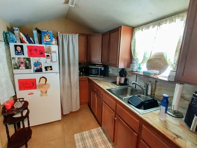 150 Gardenia St — Photo 10