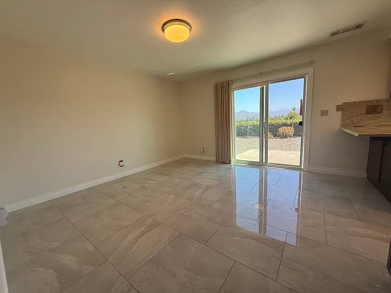 740 Highland St — Photo 18