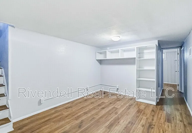 2279 Kendall St — Photo 10