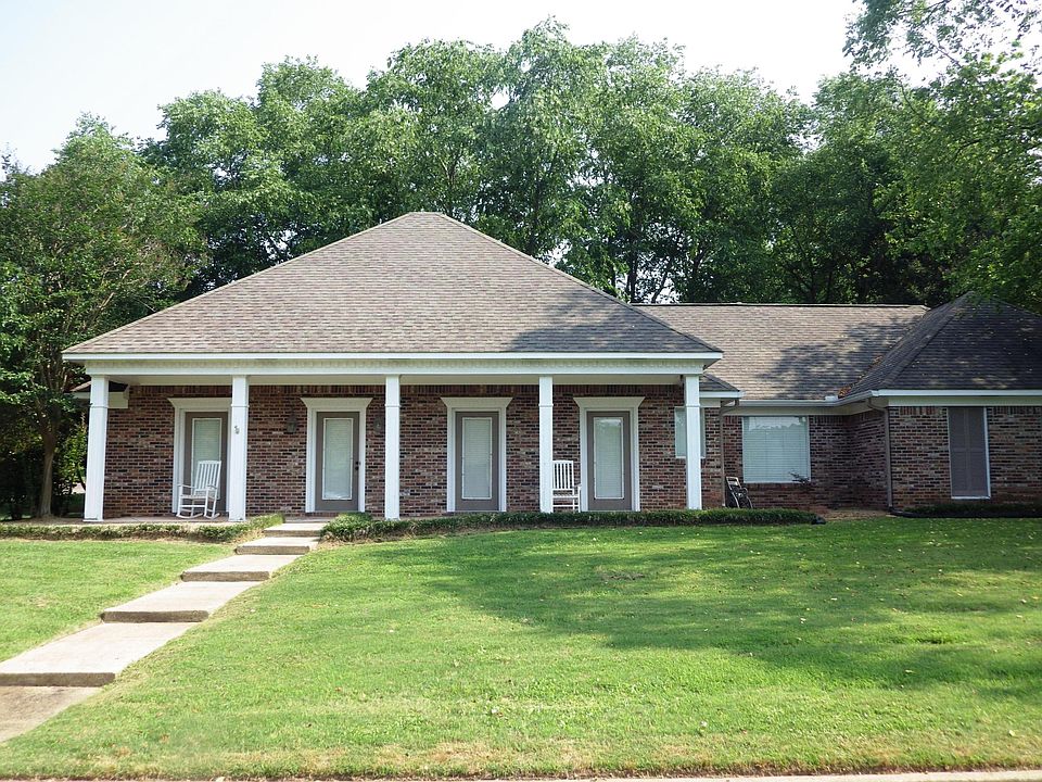 1st image of 602 Shadowood Ln