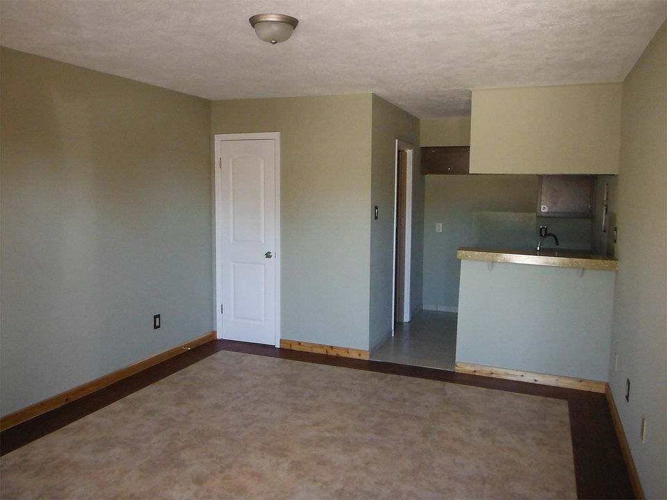 1st image of 230 W Avenue G APT 33
