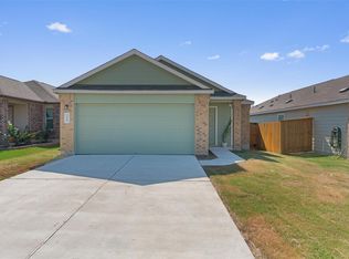 108 Joe Kidd Ln, Jarrell, TX 76537