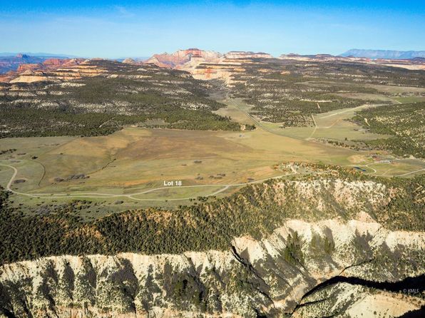 2100 S Buffalo Ridge Rd, Mount Carmel, UT 84755