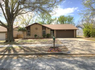 315 E Waco Pl S, Broken Arrow, OK 74011