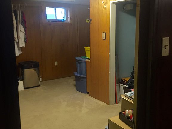 5th image of 12827 Cathedral Ave