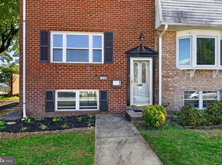 1008 Stormont Cir, Halethorpe, MD 21227