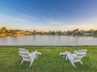 390 Spring Line Dr, Naples, FL 34102