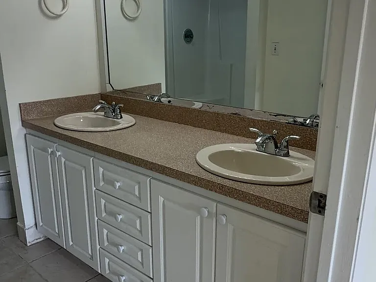 905 Southridge Rd #204A — Photo 11