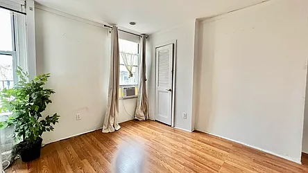 Rented by Triplemint