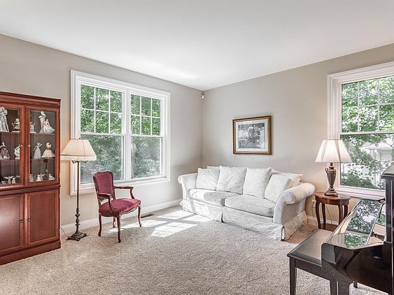 5th image of 3440 Andora Dr